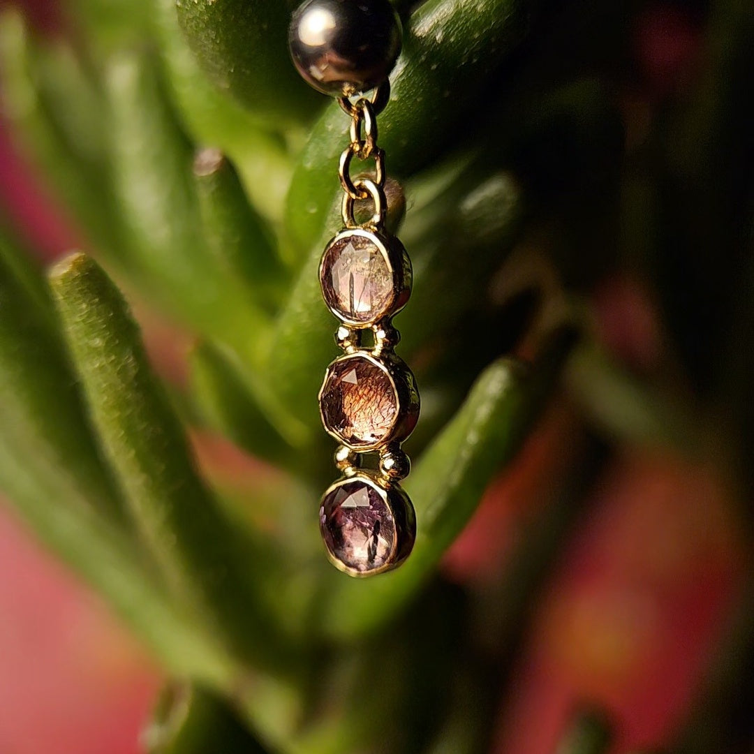 The Aligned - Amethyst 18ct solid gold - Charm