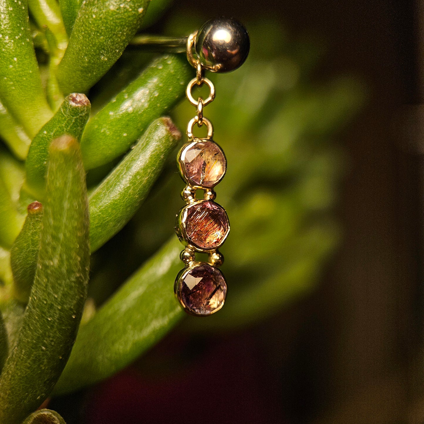 The Aligned - Amethyst 18ct solid gold - Charm