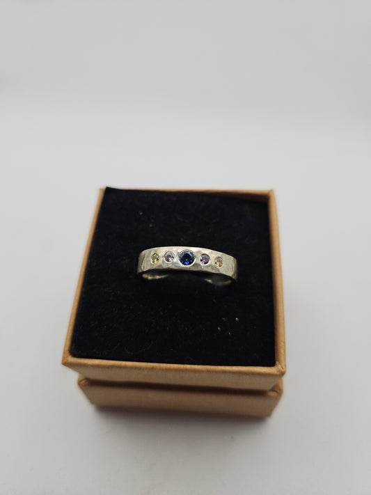 Hammered silver band with 5 flush set CZ- Size T